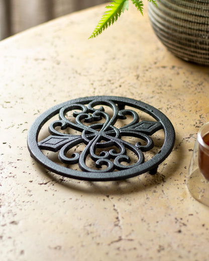 'Fleur De Lis' Cast Iron Trivet