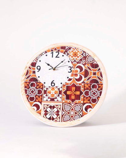 'Ticking Treasures' Decorative Table Clock