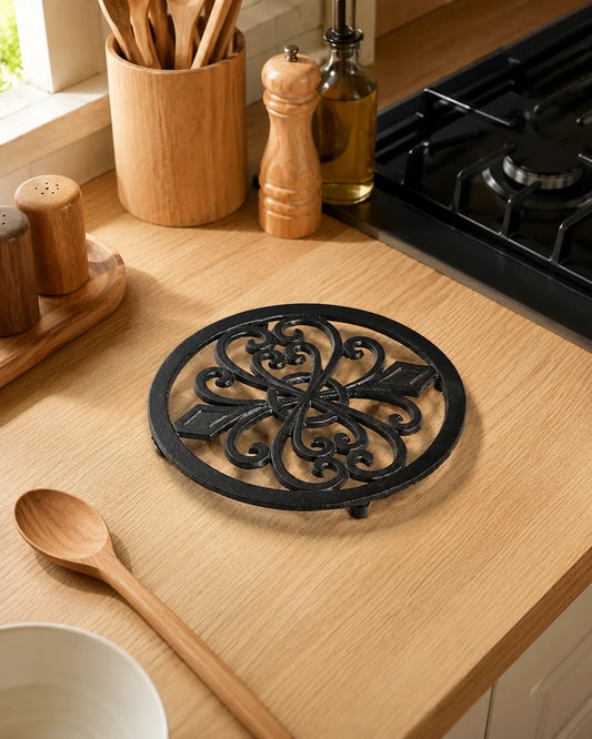 'Fleur De Lis' Cast Iron Trivet